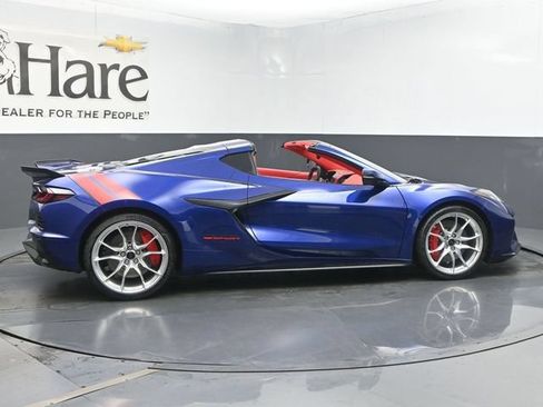 New 2027 Chevrolet Corvette Grand Sport w/ Z52 Sport Performance Package RWD image 17