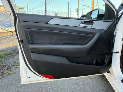 Used 2018 Hyundai Sonata SEL image 31
