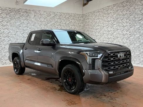 Used 2023 Toyota Tundra Platinum image 1