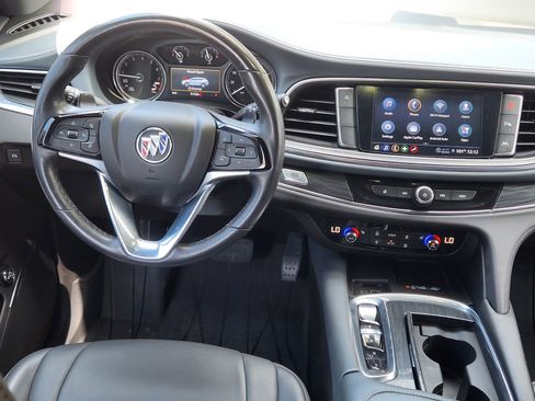 Used 2024 Buick Enclave Essence w/ Technology Package FWD image 9