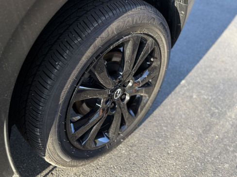 Used 2025 MAZDA CX-30 AWD 2.5 S w/ Preferred Package image 11