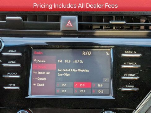 Certified 2018 Toyota Camry SE FWD image 18
