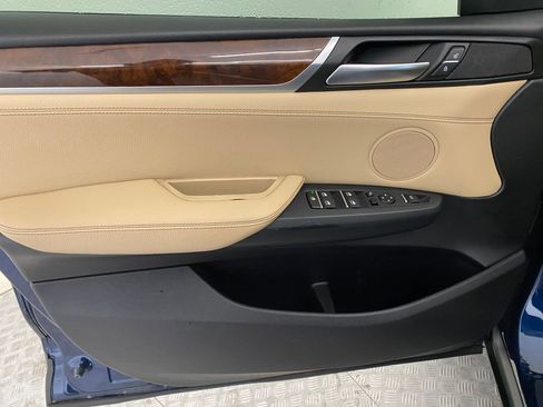 Used 2017 BMW X3 xDrive28i image 11