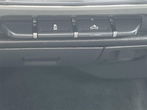 Used 2017 Chevrolet Silverado 1500 LT w/ All Star Edition image 23