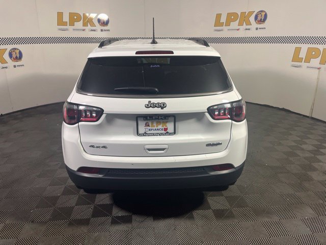 Used 2025 Jeep Compass Latitude AWD/4WD image 4