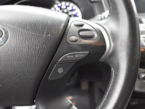 Used 2019 INFINITI QX60 Luxe w/ Essential Package image 15