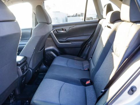 Used 2023 Toyota RAV4 XLE AWD/4WD image 22