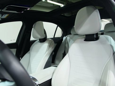 Used 2024 Mercedes-Benz C 300 4MATIC Sedan image 7