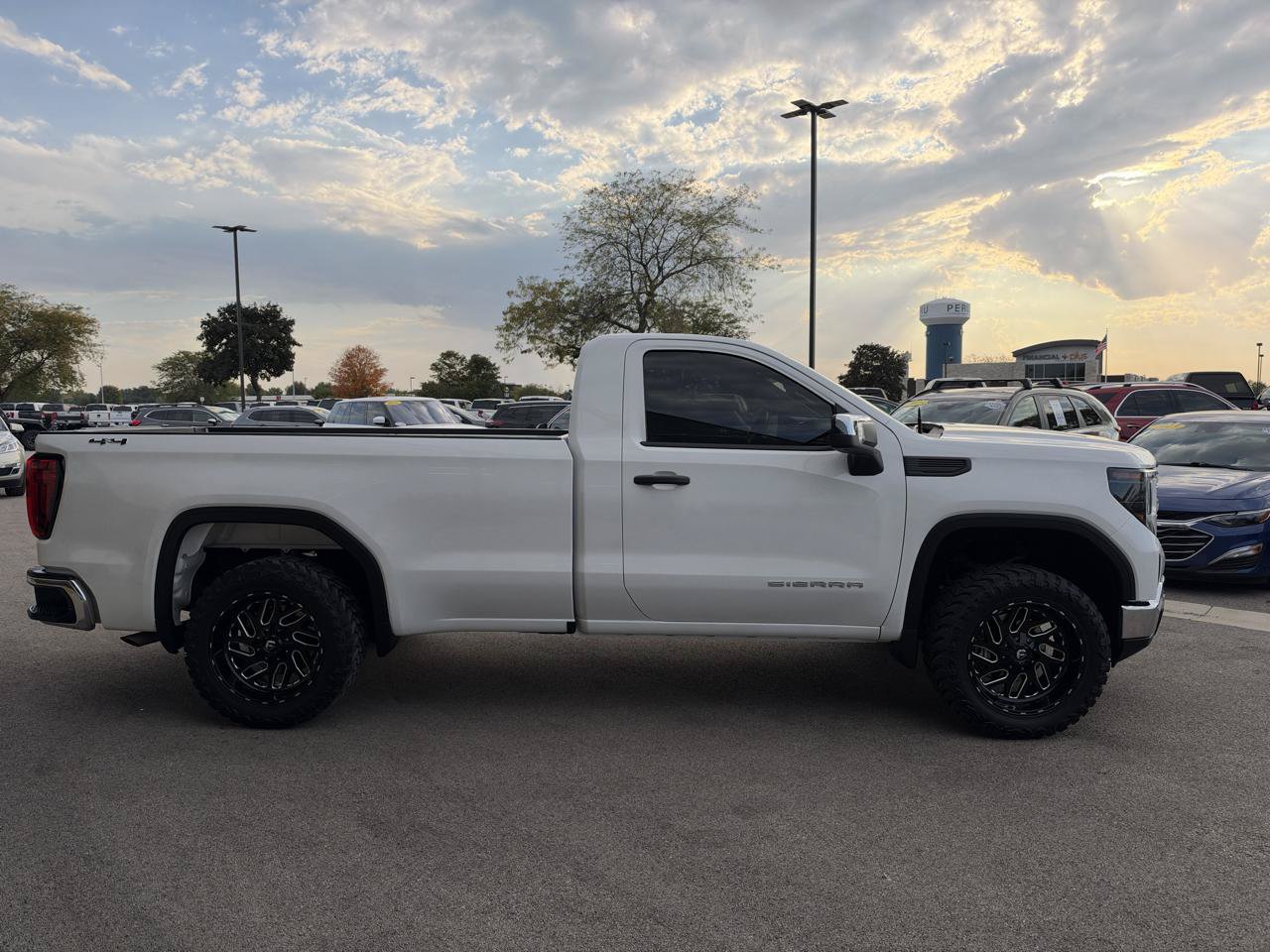 Used 2026 GMC Sierra 1500 Pro w/ Pro Value Package AWD/4WD image 8