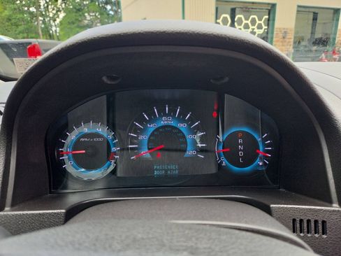 Used 2012 Ford Fusion SE FWD image 21