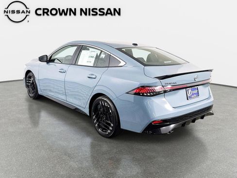 New 2026 Nissan Sentra SR FWD image 7