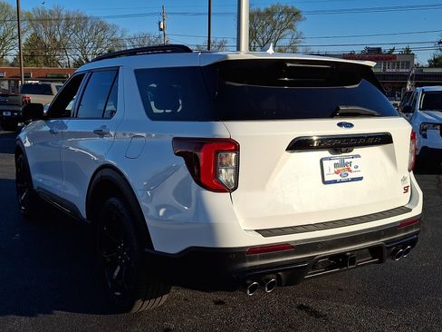 Certified 2023 Ford Explorer ST w/ Equipment Group 401A image 4