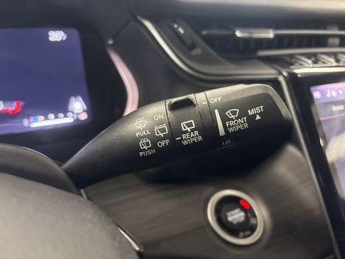 Used 2023 Jeep Grand Cherokee Limited w/ Trailer Tow Prep Group (B) image 40