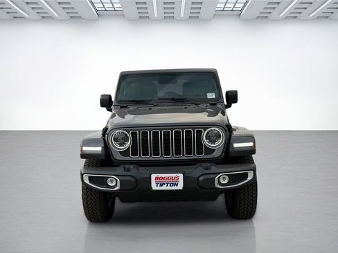 New 2026 Jeep Wrangler Unlimited Sahara AWD/4WD image 8