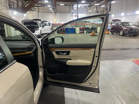 Used 2018 Honda CR-V EX image 20