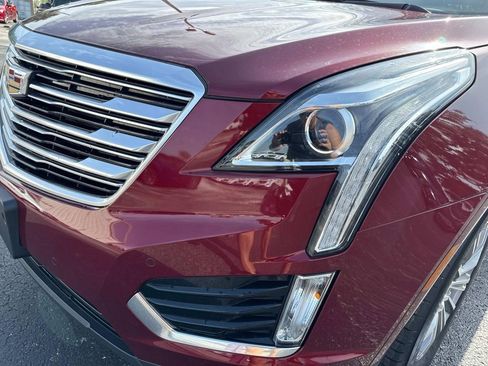 Used 2017 Cadillac XT5 Luxury w/ Driver Awareness Package image 9