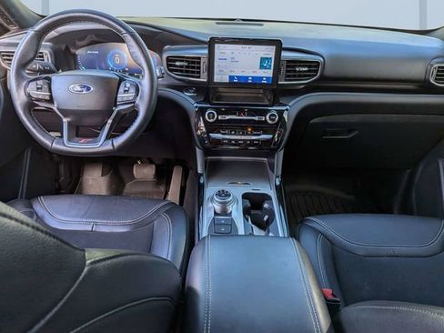 Used 2022 Ford Explorer ST w/ ST High-Performance Pack image 14