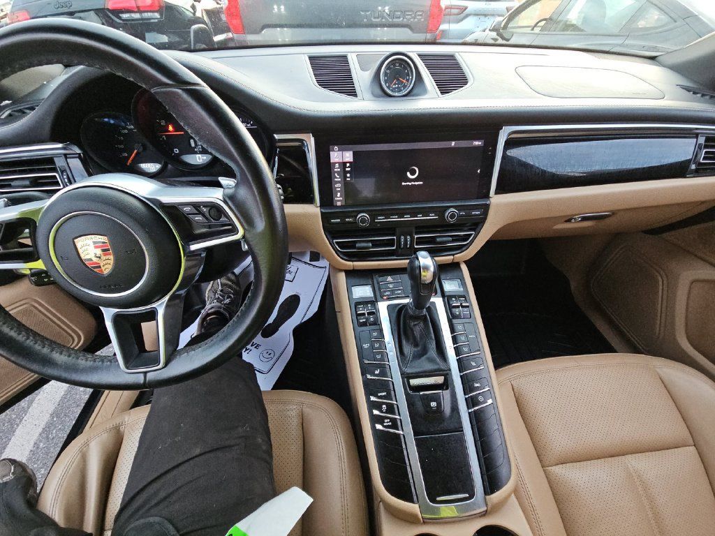 Used 2019 Porsche Macan AWD/4WD image 11