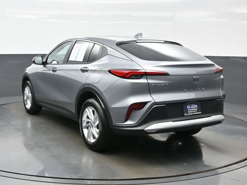 Used 2025 Buick Envista Preferred w/ Convenience II Package FWD image 4