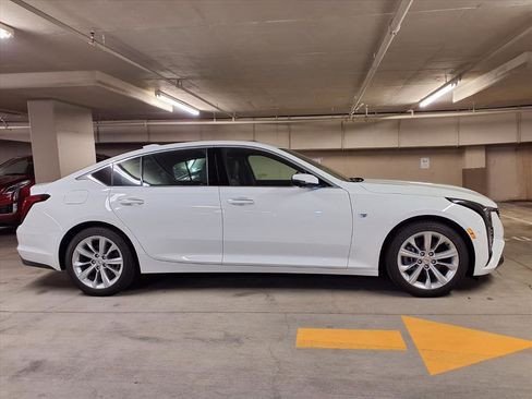 Used 2026 Cadillac CT5 Premium Luxury image 4