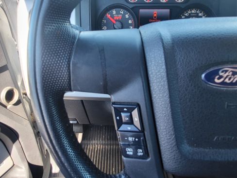 Used 2012 Ford F150 Raptor w/ Raptor Luxury Pkg image 27