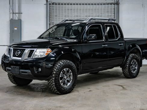 Used 2018 Nissan Frontier PRO-4X w/ Pro-4x Luxury Package AWD/4WD image 7