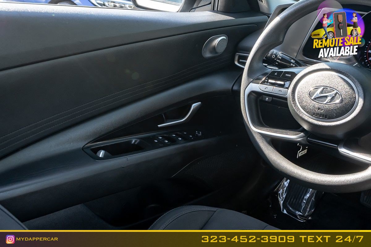 Used 2021 Hyundai Elantra SEL FWD image 18