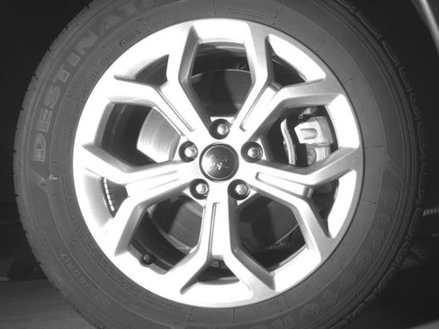 Used 2025 Jeep Compass Latitude image 13