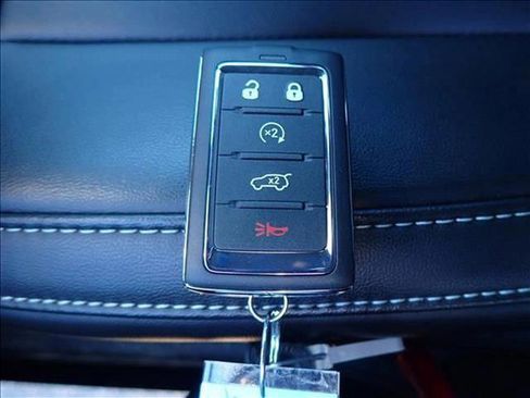 New 2026 Jeep Grand Cherokee Limited w/ Limited Altitude Package AWD/4WD image 27