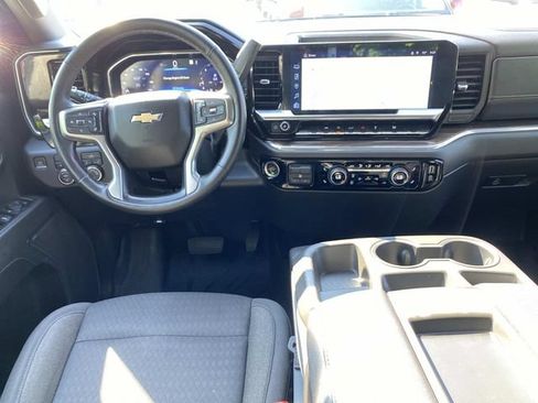 Used 2023 Chevrolet Silverado 1500 LT w/ Protection Package AWD/4WD image 8