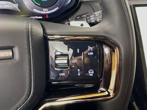 New 2026 Land Rover Range Rover Sport Dynamic SE AWD/4WD image 13