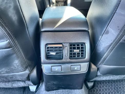 Used 2017 Subaru Outback 2.5i Limited AWD/4WD image 25