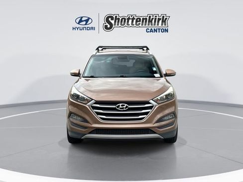 Used 2017 Hyundai Tucson Sport image 3