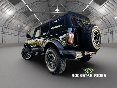 Used 2022 Ford Bronco Badlands w/ Sasquatch Package AWD/4WD image 11