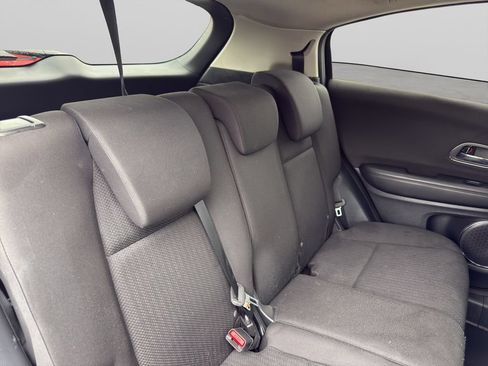 Used 2018 Honda HR-V EX image 22