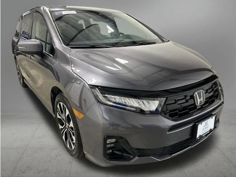 Certified 2026 Honda Odyssey Elite image 9