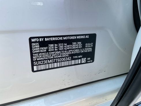 New 2026 BMW X7 xDrive40i w/ M Sport Package AWD/4WD image 29