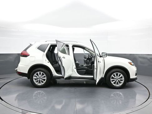 Used 2019 Nissan Rogue S w/ Special Edition Package image 40