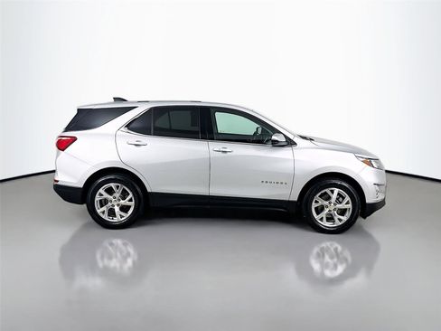 Used 2019 Chevrolet Equinox LT image 10