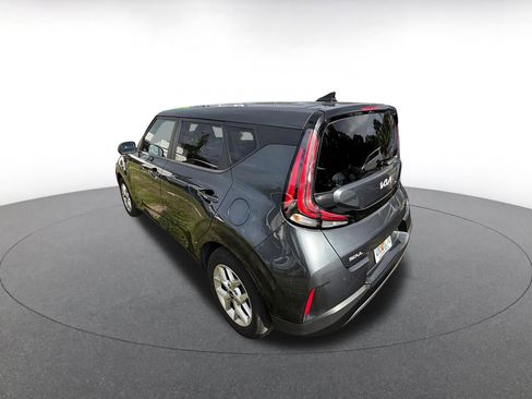 Used 2025 Kia Soul LX w/ LX Technology Package image 6