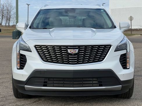 Used 2022 Cadillac XT4 Premium Luxury w/ Enhanced Visibility Package image 42