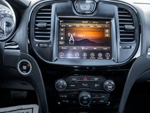 Used 2021 Chrysler 300 S image 22