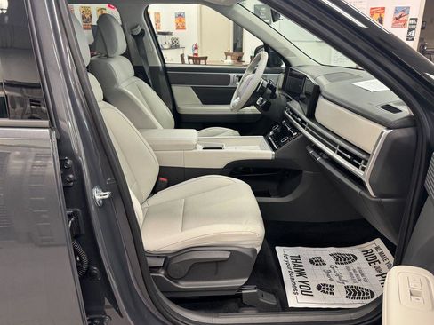 Used 2026 Hyundai Santa Fe SEL image 15