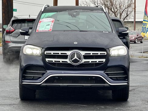 Used 2022 Mercedes-Benz GLS 450 4MATIC w/ AMG Line Exterior image 9