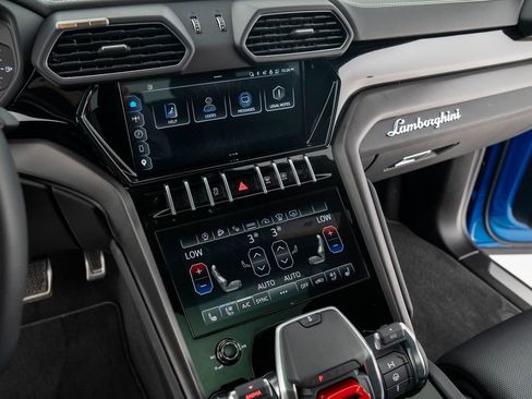 Used 2023 Lamborghini Urus S image 24