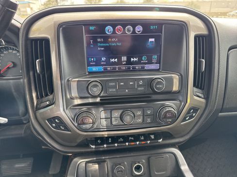 Used 2018 Chevrolet Silverado 3500 High Country w/ Duramax Plus Package image 19
