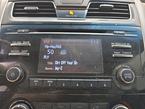 Used 2015 Nissan Altima 2.5 S w/ Special Edition Package image 29