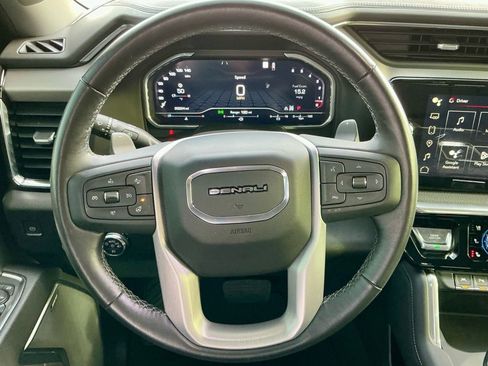 Used 2022 GMC Sierra 1500 Denali image 40