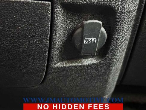 Used 2017 RAM 1500 Express w/ Express Value Package AWD/4WD image 39