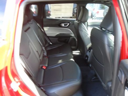 New 2025 Jeep Compass Limited w/ Sun & Sound Group image 10